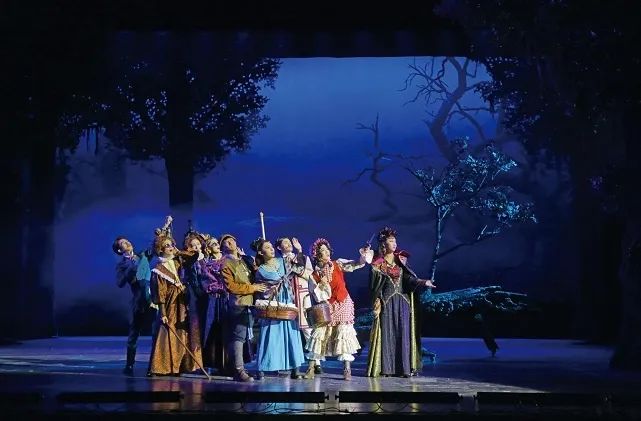 舞臺劇場表演 舞臺劇場表演